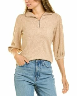 women Design History 1/2-Zip Top